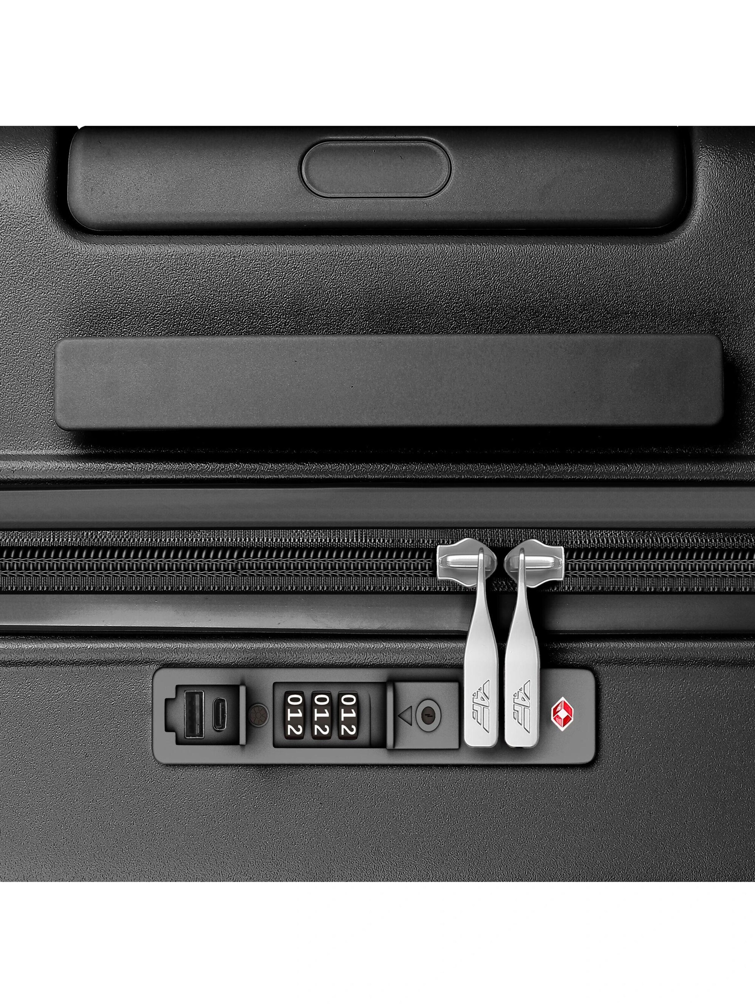 4FLY Suitcase Set in Black