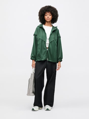 Nike Sportswear Bő szár Nadrág - fekete