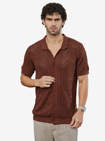 Campus SutraRegular Fit Košulja 'Briana' - smeđa boja: prednji dio