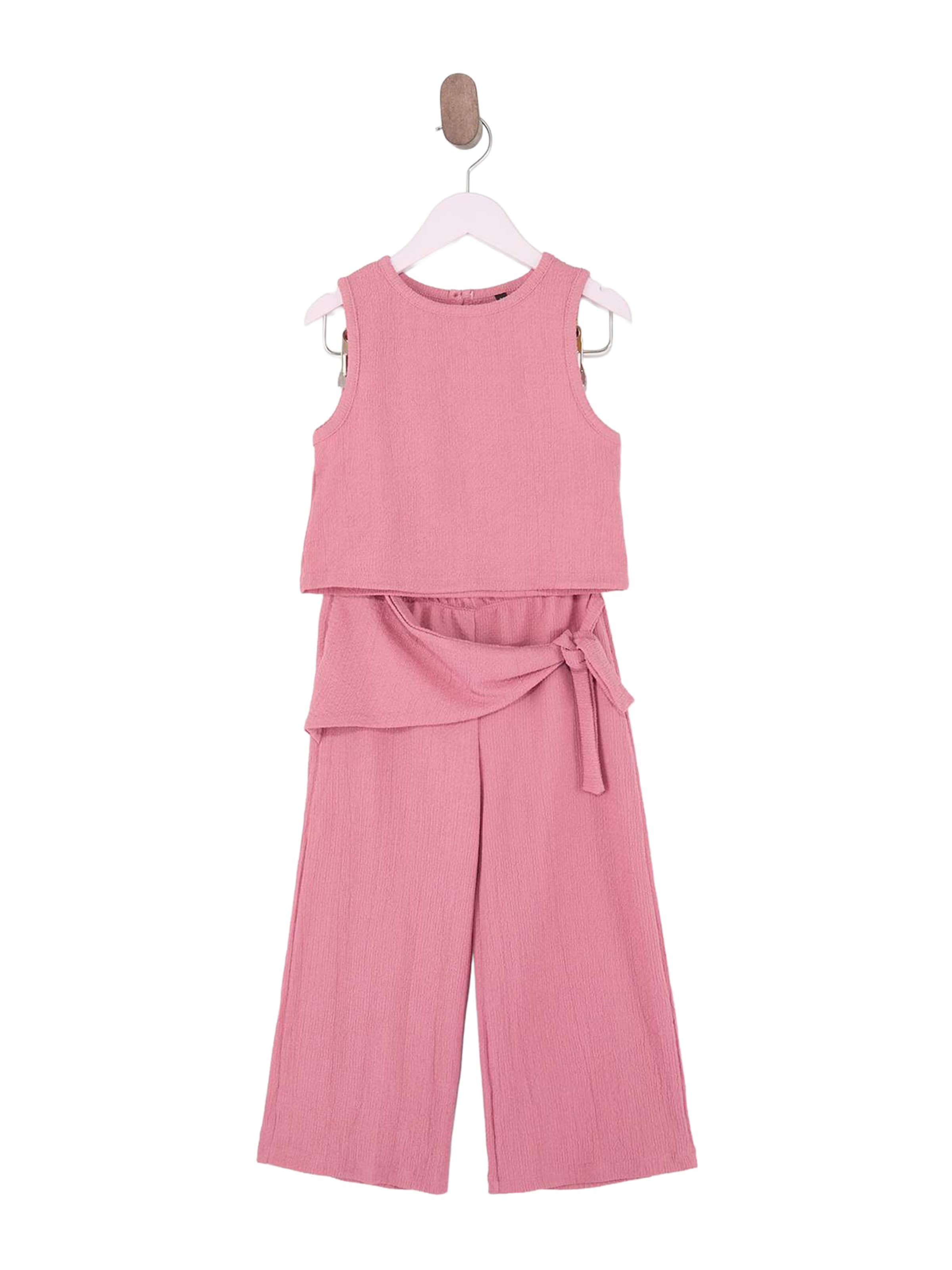 Trendyol Set in Pink: front