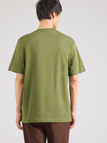 VANS - Camiseta 'LEFT CHEST II' en verde