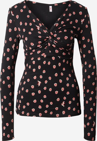 Blutsgeschwister Shirt 'Hot Knot' in Black: front