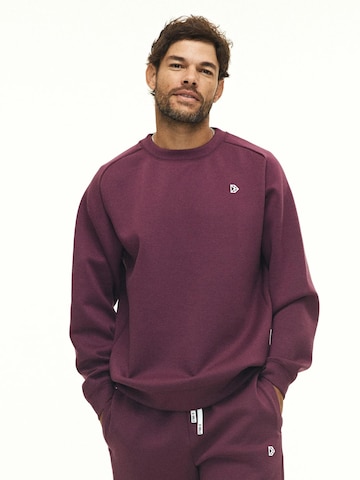Sweat-shirt 'RECREATION Scuba' DRILLS Apparel en rouge : devant