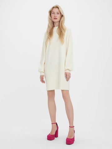 Robes en maille 'Nancy' VERO MODA en beige