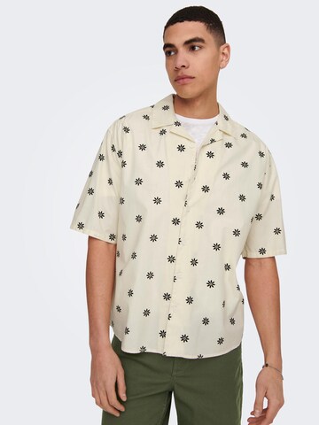 Comfort fit Camicia 'Tie' di Only & Sons in beige