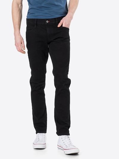 MUSTANG Jeans 'Oregon' i black denim, Modelvisning