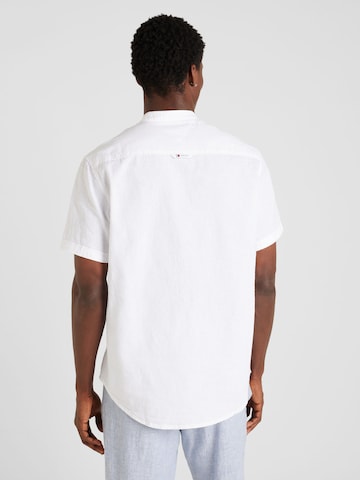 Tommy Jeans Regular Fit Hemd 'MAO' in Weiß