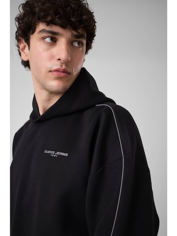GUESS Sweatshirt in Schwarz
