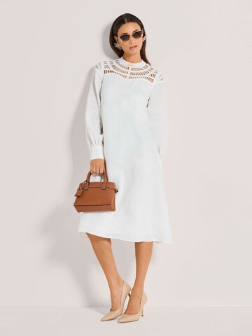 Robe MADELEINE en blanc