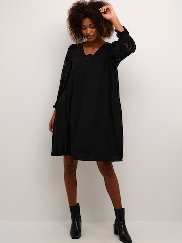 Rochie 'Asmine' de la CULTURE pe negru