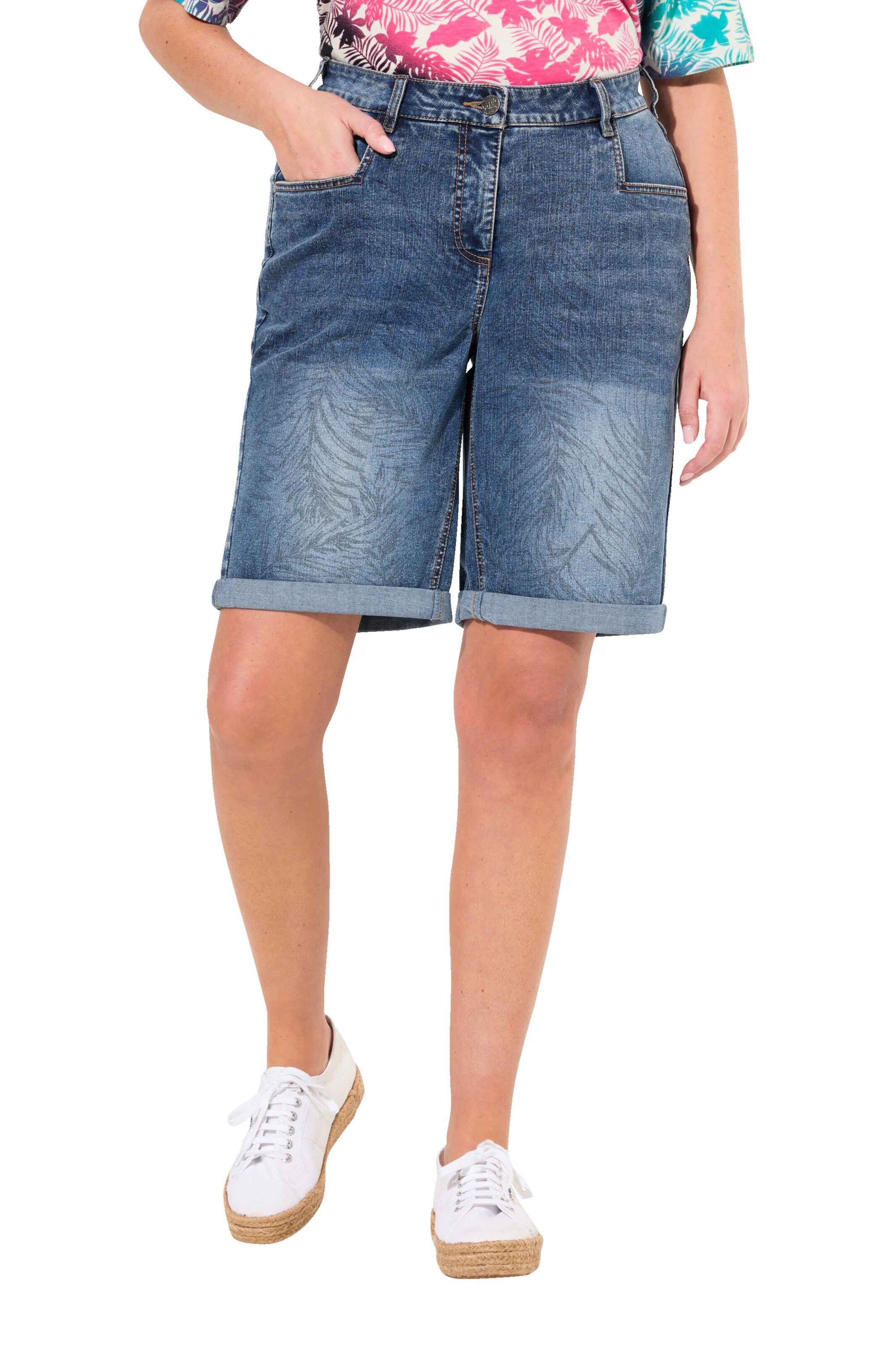 Ulla Popken Loosefit Jeans in Blau: Vorderseite