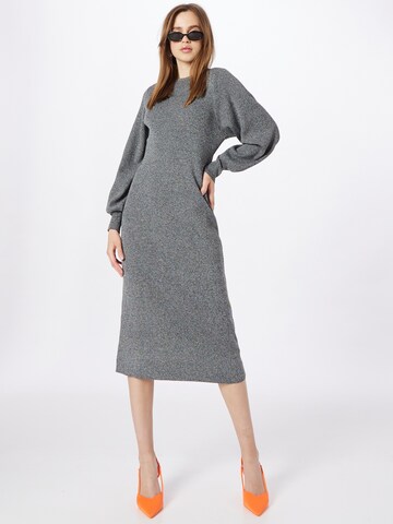 Robes en maille Monki en gris