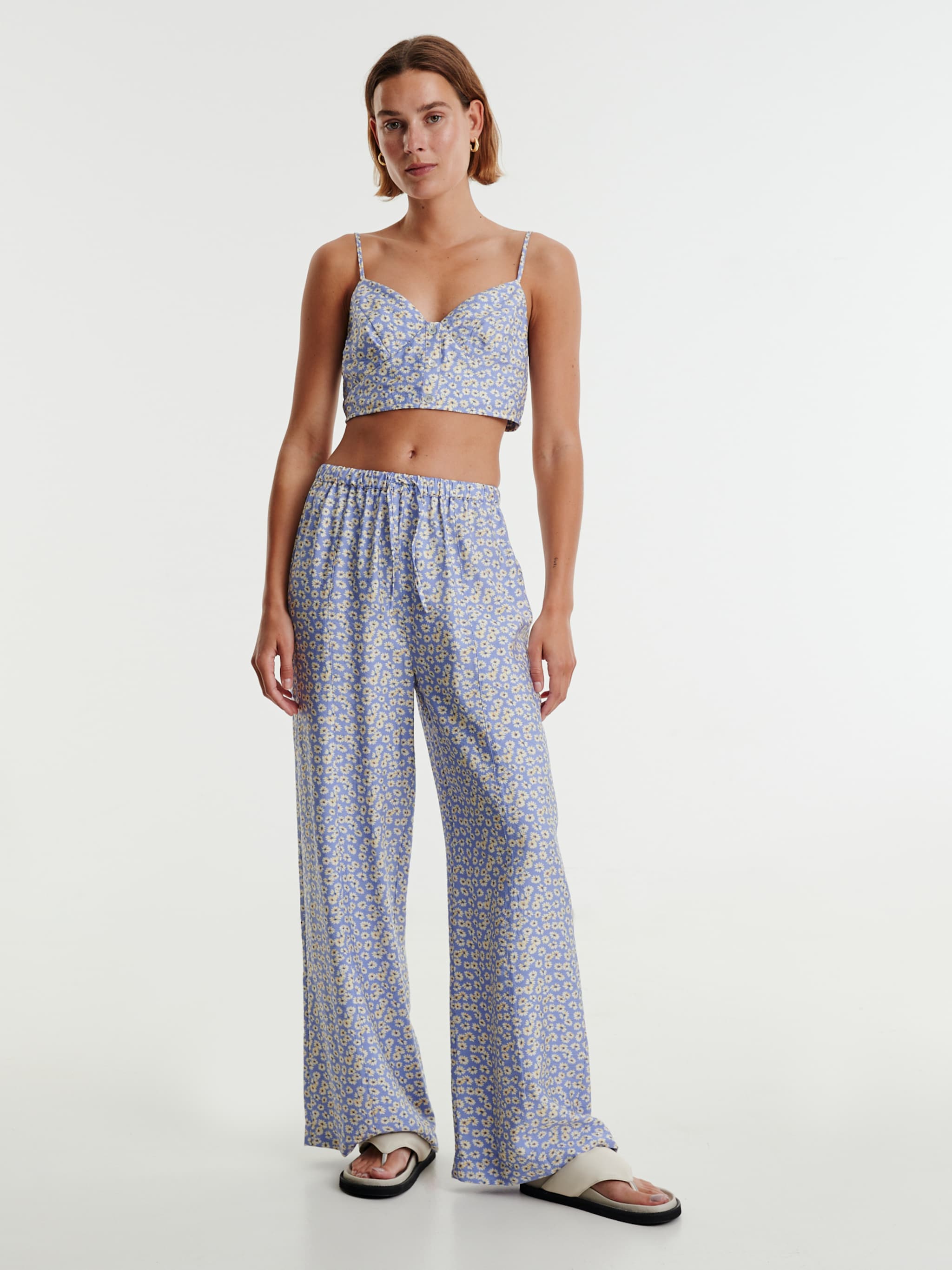 EDITED Produits Pantalon 'Jeanna' beige