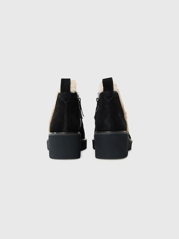 TOMS Ankle Boots in Black