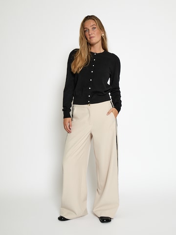 Cardigan 'Irinja' DESIRES en noir