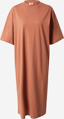 Urban Classics Dress in Brown: front