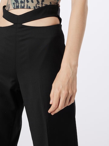 Parisienne et Alors Regular Trousers with creases in Black