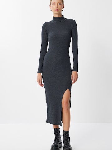 Happiness İstanbul Neulemekko värissä sininen: etupuoli