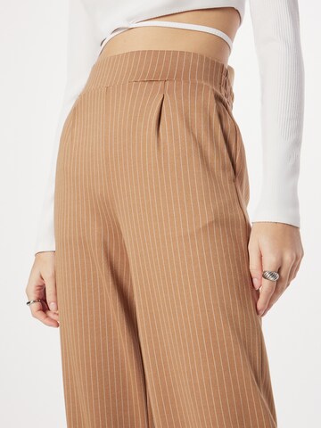 Wide leg Pantaloni 'RIZETTA' de la b.young pe maro