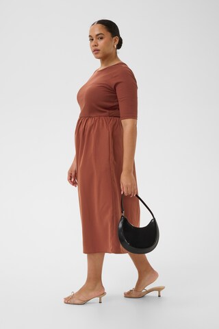 Robe 'KCKristi' KAFFE CURVE en marron