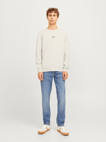 JJ Rebel Μπλούζα φούτερ 'JREBLINO' σε μπεζ