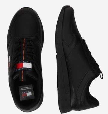 Tommy Jeans Låg sneaker 'ESSENTIAL' i svart