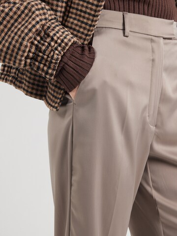 TAIFUN Loosefit Pantalon in Grijs