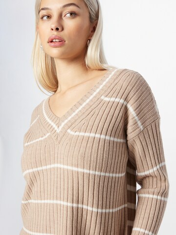 UNITED COLORS OF BENETTON Sweater in Beige