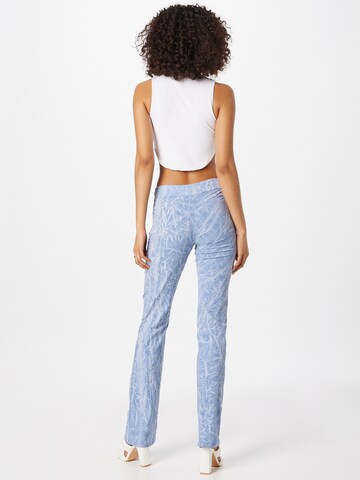 WEEKDAY Regular Trousers in Blue