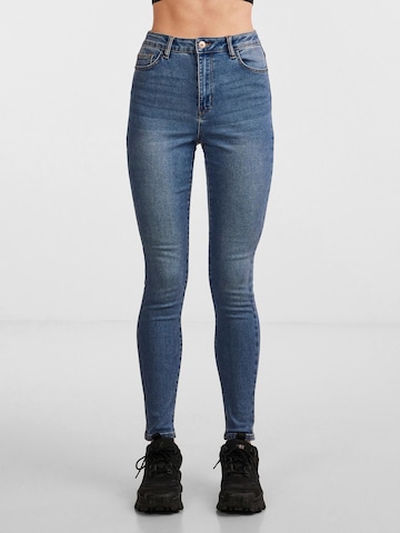 PIECES Skinny Jeans 'Dana' in Blauw: voorkant