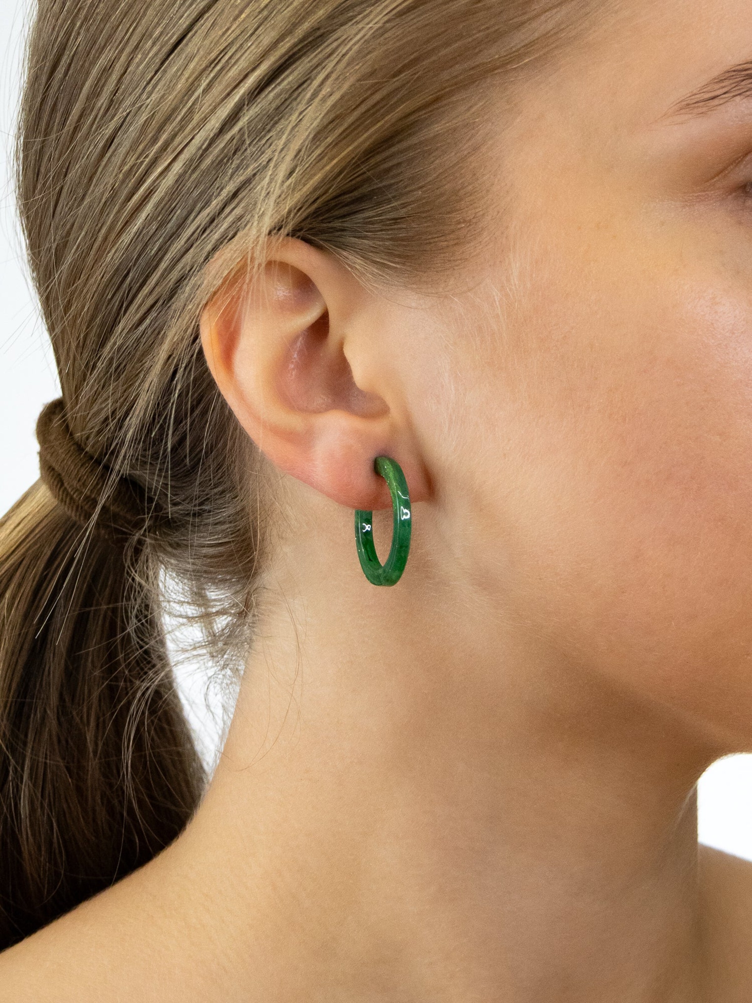 Fräulein Wunder Earrings 'Acetat Anni' in Green