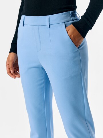 Coupe slim Pantalon à pince 'OBJLISA' OBJECT en bleu