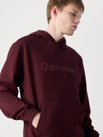 Felpa di Calvin Klein in rosso