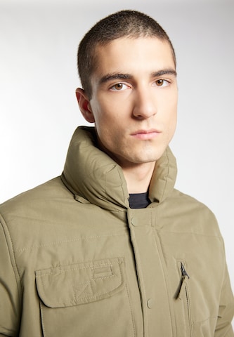 TUFFSKULL Between-Season Jacket in Green