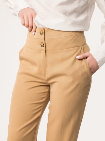 Regular Pantalon Quiosque en beige