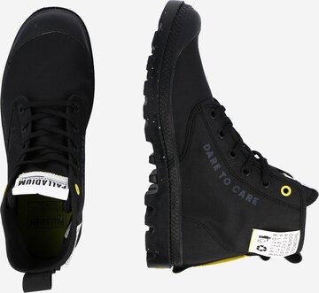 Palladium - Botas con cordones en negro