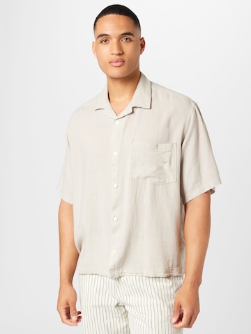 WEEKDAY Comfort fit Button Up Shirt in Beige: front