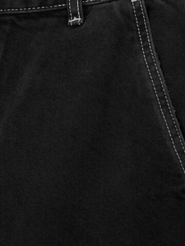 Pull&Bear Loosefit Shorts in Schwarz