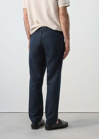 MANGO MAN Slim fit Pleat-Front Pants 'Romelino' in Blue