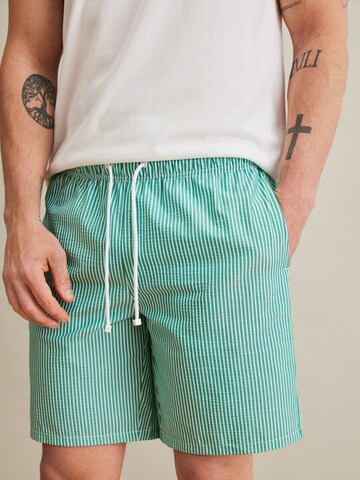 regular Pantaloni 'Nino' di DAN FOX APPAREL in verde