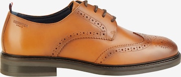 HECHTER PARIS Lace-up shoe in Brown: front