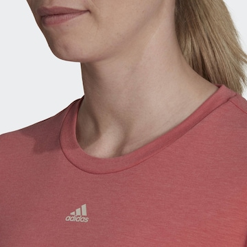 ADIDAS SPORTSWEAR Functioneel shirt 'Train Icons' in Rood