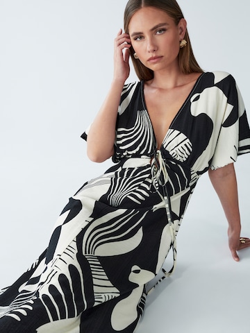 Rochie de vară 'Blossom' de la St MRLO pe negru