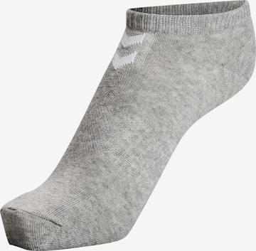 Hummel - Calcetines deportivos 'Chevron' en gris