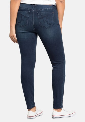 SHEEGO Slimfit Jeans in Blau