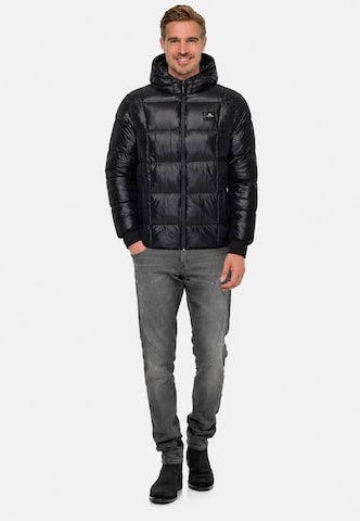 Rusty Neal Steppjacke in Schwarz