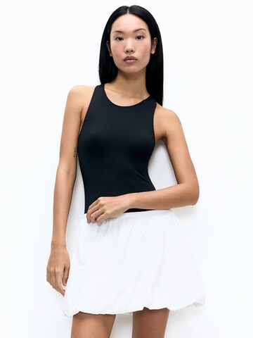 Pull&Bear Body in Schwarz: Vorderseite