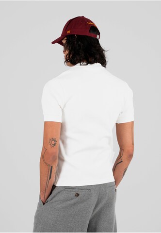 Prohibited - Camisa em branco