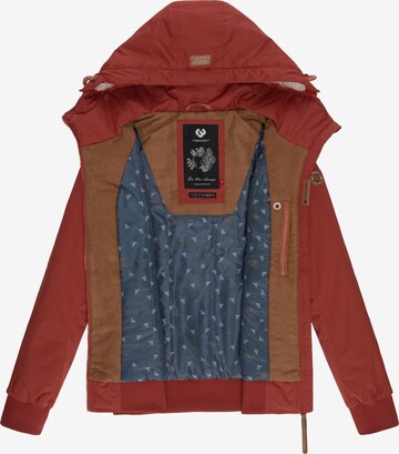 Veste fonctionnelle 'Jotty' Ragwear en rouge