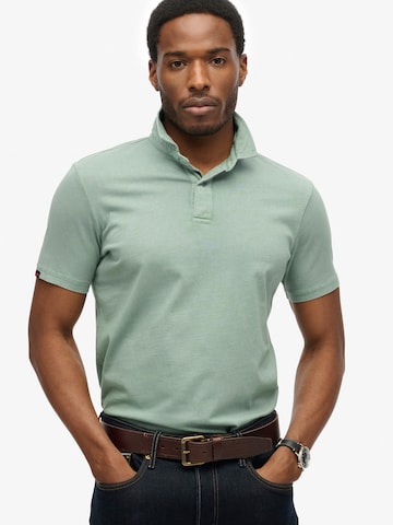 T-Shirt 'Essential' Superdry en vert : devant